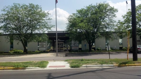 Waseca Office/Industrial - 299 Johnson Ave. - Lease: 299 Johnson Ave SW, Waseca, MN 56093